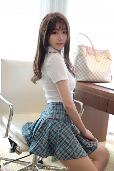 弱小英雄